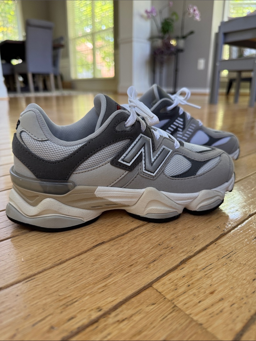 New Balance 9060 Kids Gray White Sneakers kids size 3